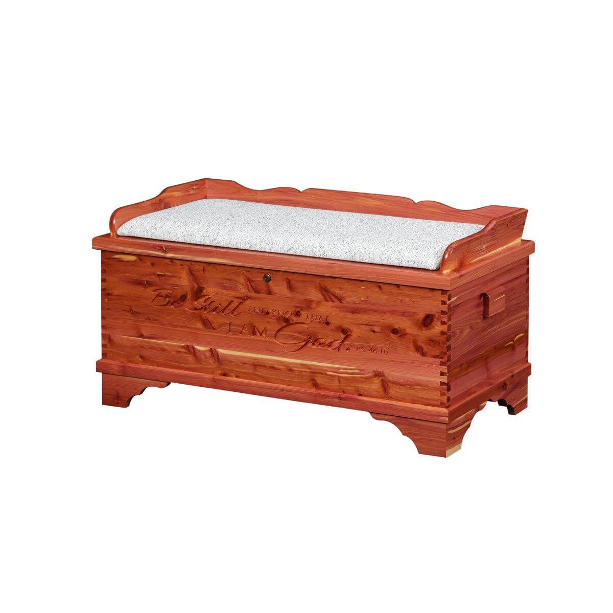 Read more about the article Medium Springfield Seat Rail Cedar Chest – Engraved